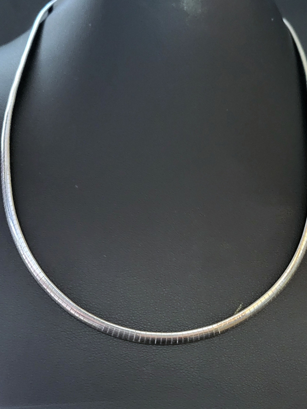 Polished Silver Omega Necklace - Sleek Women's Chain 18"
